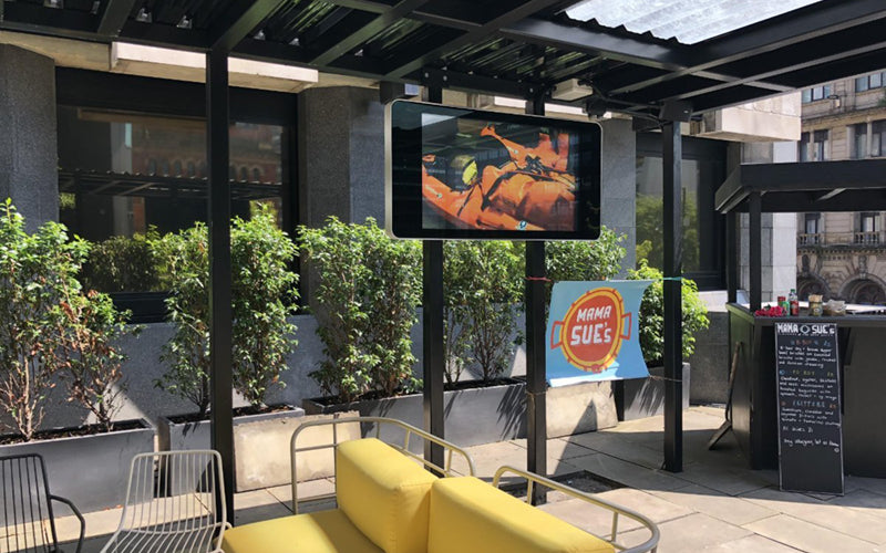 Digital OOH turns out-side space into out-selling space