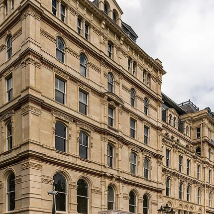 Just Grand! Digital Advertising Screens for Top Birmingham Hotel